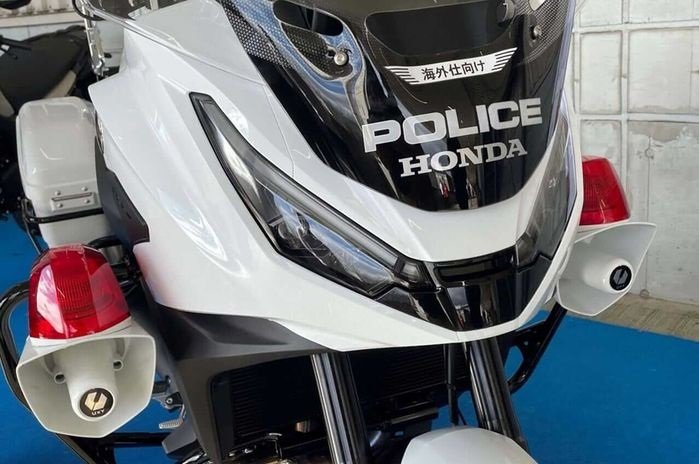 Wow! Honda NT1100 Police Motor Canggih untuk Penegakan Hukum yang Siap Mengguncang Jalan!