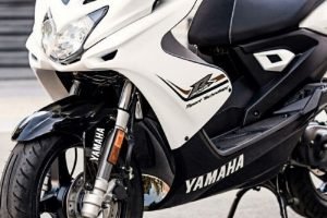 Makin Keren! Yamaha Aerox R 2 Tak Bikin 2 Stroke Lovers Ngiler!