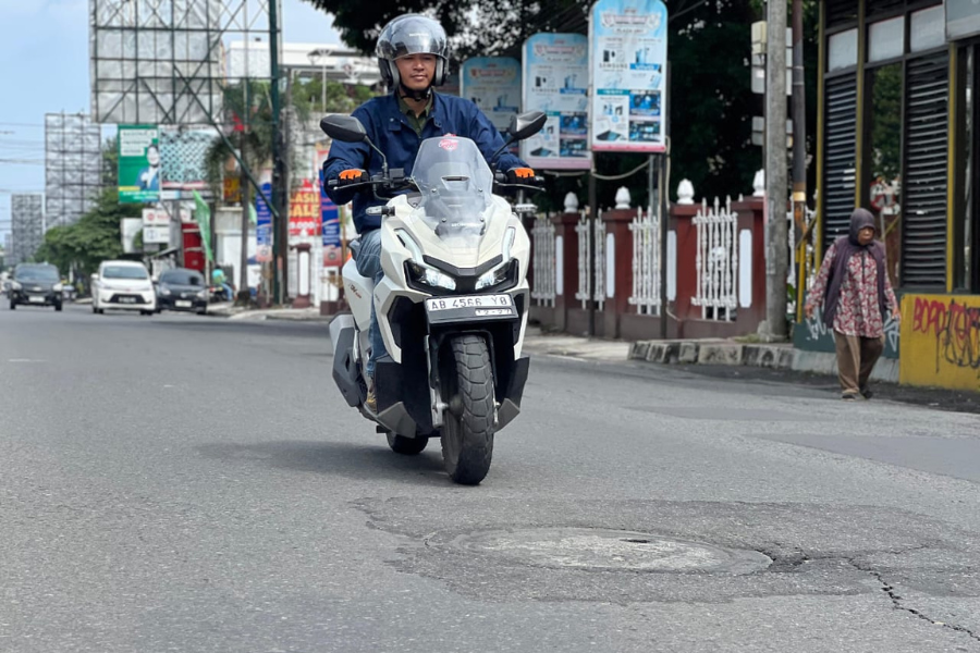 Tips Ampuh Berkendara Sepeda Motor
