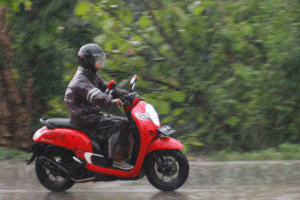 Tips Merawat Motor di Musim Hujan
