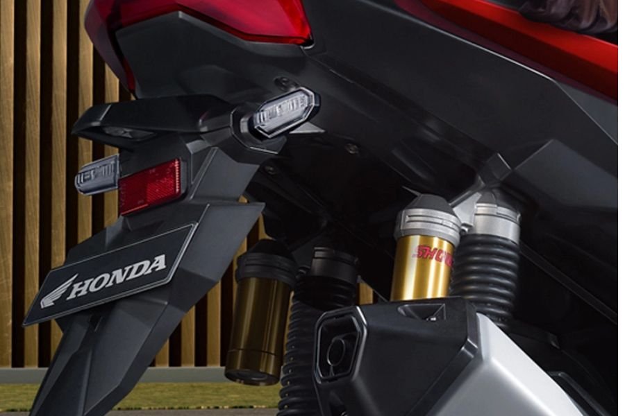 Twin Subtank Rear Suspension