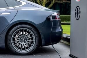 Ternyata Ini Rahasia Ban Mobil Listrik Lebih Awet, Gak Cuma Soal Merk!