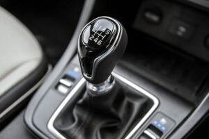 Kebiasaan yang bisa bikin mobil matic cepat rusak