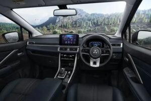 Kaca Mobil Sering Berembun Padahal AC Nyala? Ini 4 Tanda AC Harus Segera Dicek!