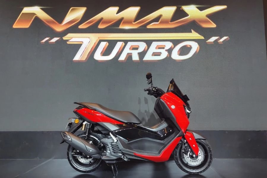 Yamaha NMAX Turbo kini bisa dipasangi tangki bensin 10 liter buatan Razan Yamaha India. Kapasitas lebih besar, cocok buat turing jauh dan minim modifikasi saat pemasangan.