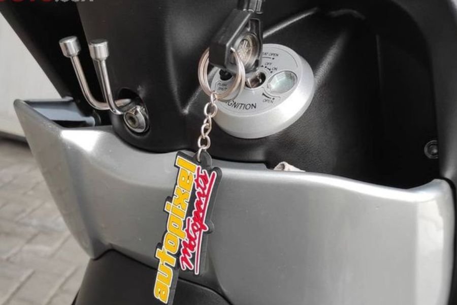 Kunci Kontak Motor Seret dan Susah Diputar? Begini Cara Atasinya Pakai Cairan Penetran!