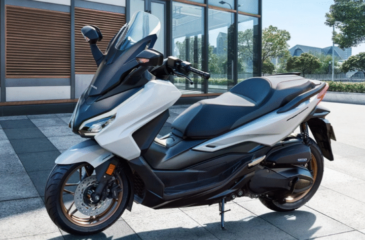 Fitur Eksklusif Honda Forza 250: Perpaduan Gaya dan Fungsi untuk Pengendara Kelas Atas!