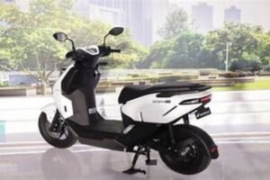 Cara Pengecasan Motor Honda ICON e, Gak Perlu Nunggu Lama!