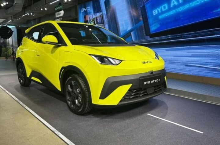 "Harga Cuma Rp 195 Juta, BYD Atto 1 Siap Libas 10 Mobil Ini di Pasar Otomotif!"
