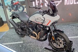 Lebih Murah dari Versi Special, Ini Keunggulan Harley-Davidson Pan America 1250 ST yang Baru Rilis!