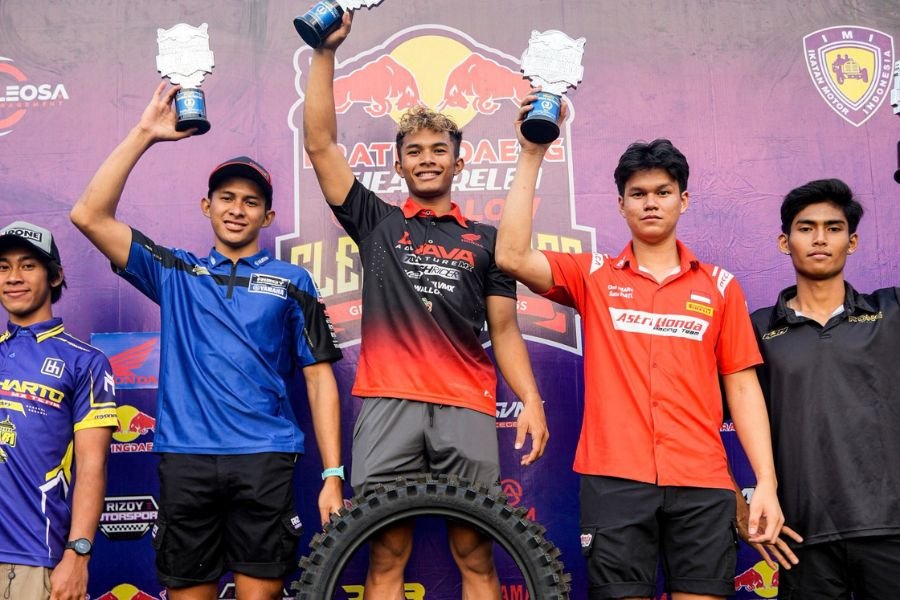 Double Podium di Kejurnas Motocross Magelang 2025: Arsenio & Honda CRF250R Tampil Ganas, Klasemen Makin Ketat!