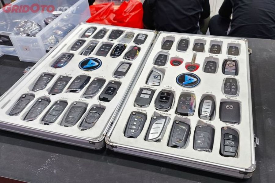 Upgrade Kunci Mobil Jadul Jadi Flip Key Modern di GIIAS 2025, Cuma Rp 350 Ribu!