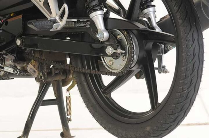 Ban dan Rem Fit X: Ban 17″ Bertekstur Aman + Rem Cakram Hidrolik Depan