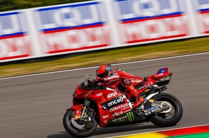 Lorenzo Bongkar Rahasia Dominasi Marc Marquez: “Dia Tak Takut Cedera!”