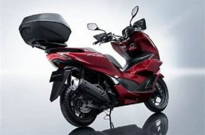 4 Keunggulan PCX 160 Roadsync: Konektivitas Pintar, Tampilan Futuristik, Performa Tangguh, & Fitur Premium Lainnya