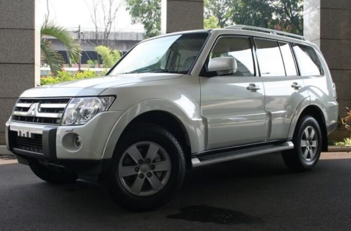 Tanpa Embel-embel Sport, Intip Harga Mitsubishi Pajero 4.000 Cc yang Legendaris