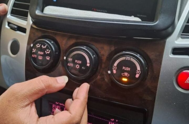 Cara Merawat AC Mobil Sendiri di Rumah, Biar Tetap Dingin dan Nggak Bau Apek