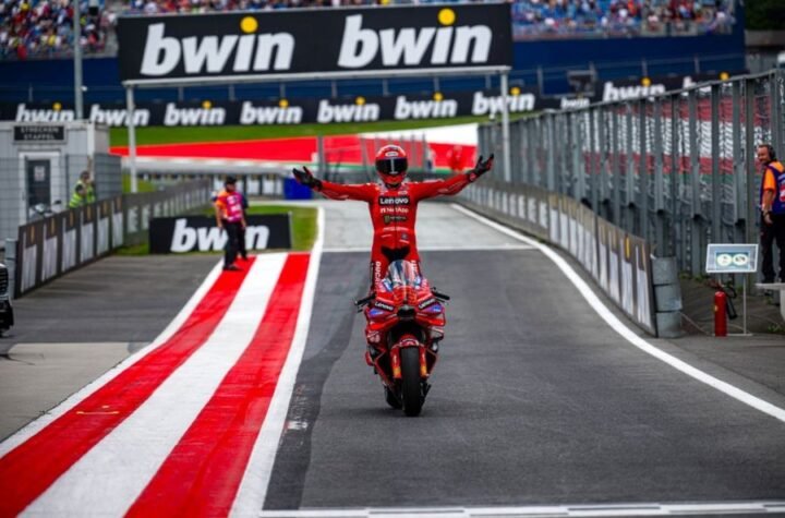 Casey Stoner Bongkar Rahasia Sukses Marc Marquez di MotoGP 2025: “Sulit Sekali Dikalahkan!”