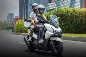 Perjalanan 352 km Non-Stop dari Tangkai Bensin: Realistis atau Hanya Teori di Honda NWT150?