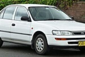 Generasi Ketujuh Toyota Corolla (E100; 1991): Transformasi Aerodinamis Era 90-an