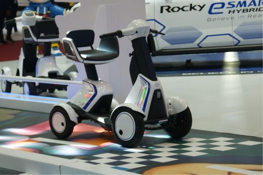 Masih Ingat Skuter Kecil Daihatsu di GIIAS Ini? Kini Sudah Dijual Lho