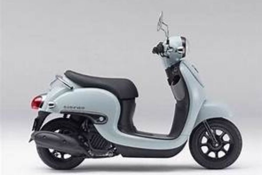 Fitur Keamanan dan Konektivitas Honda Stylo 160 2025: Smart Key, USB Charger, ABS