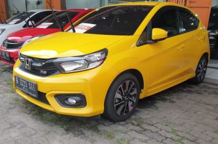 Honda Brio Tahun 2020 di Showroom Mobil Bekas, Harga Mulai Rp 120 Jutaan Bikin Penasaran!