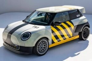 Modifikasi Mini JCW Kolaborasi dengan Deus Ex Machina, Dua Mobil Balap Unik Lahir