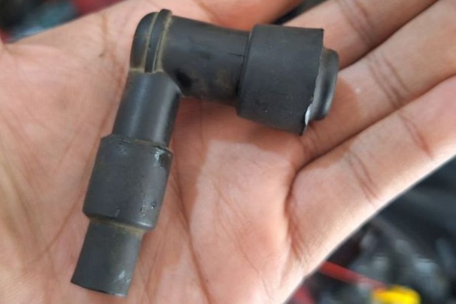 Cop Busi Motor Bekas Kesayangan Rusak? Waspadai Gejala Ini, Bahaya Banget