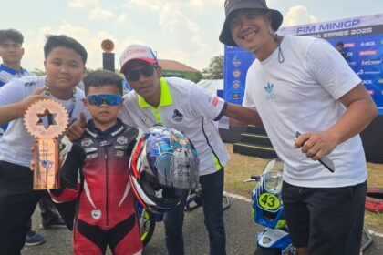 Dukungan Keluarga dan Konsistensi Latihan, Kunci Nathan Arskha Spanton Tembus Podium FIM MiniGP 2025!