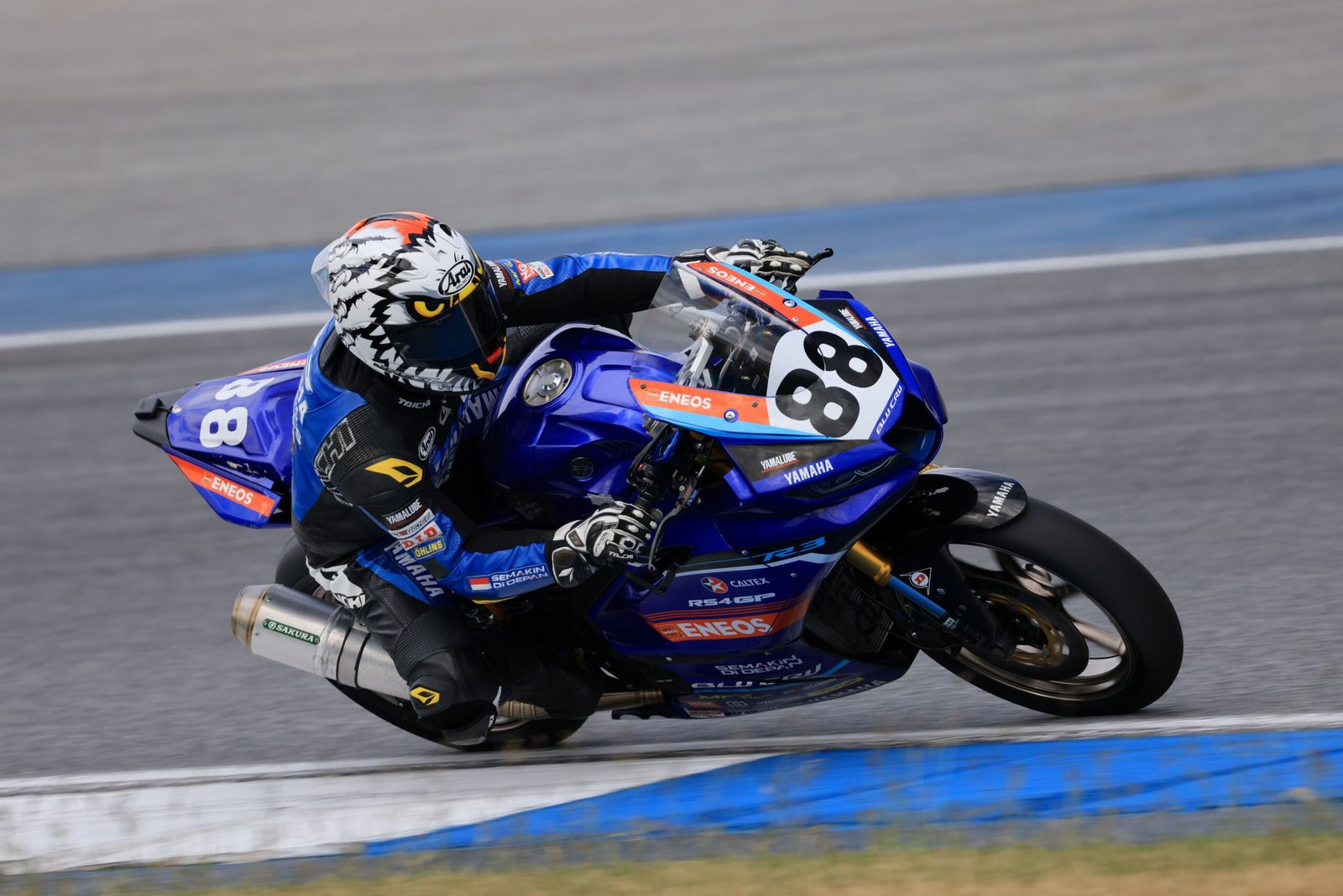 Candra Hermawan saat tampil di seri 6 ARRC 2025 di Chang International Circuit Buriram Thailand