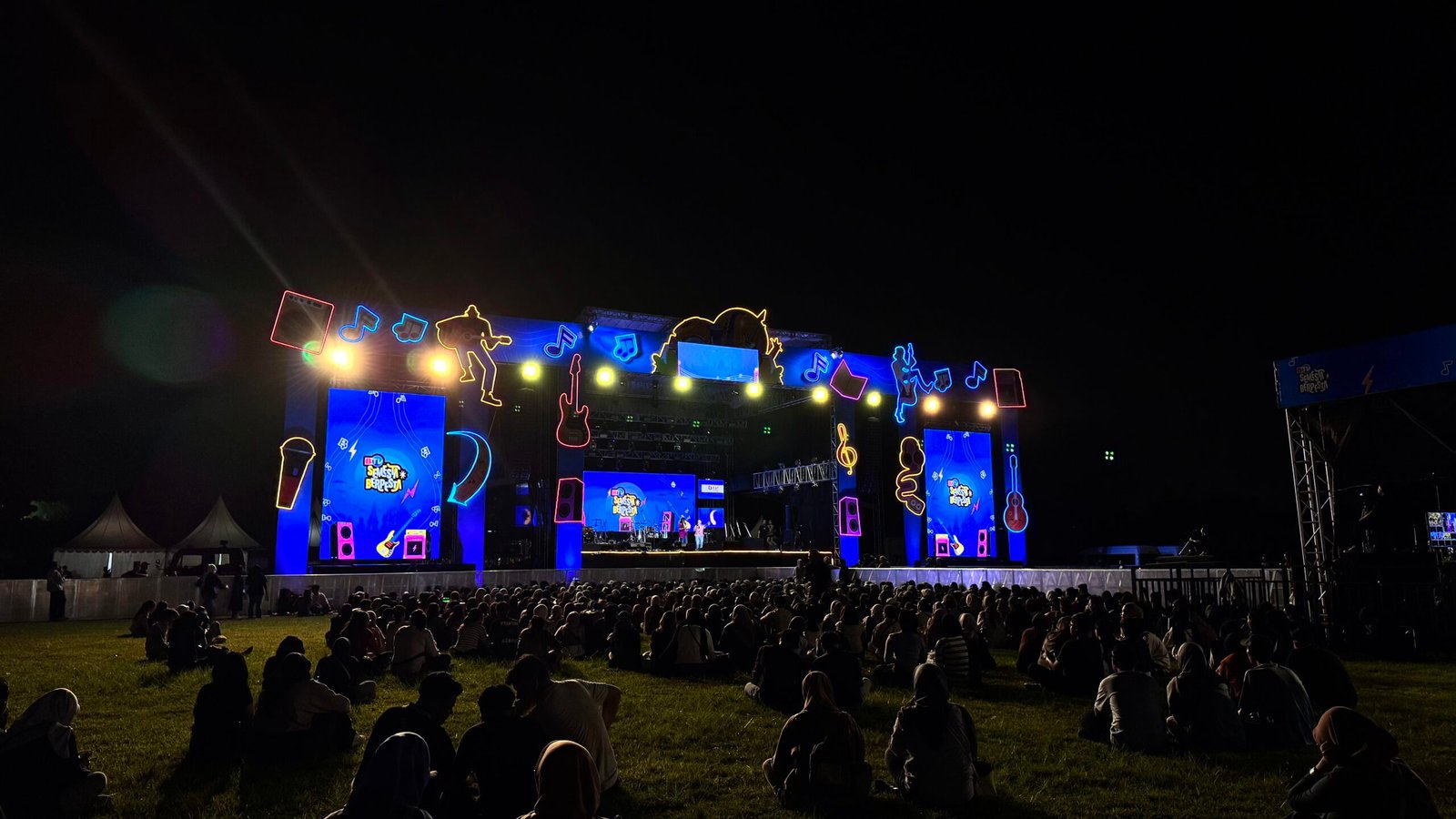 Festival musik Semesta Berpesta diselenggarakan di Stadion Kridosono 9 Mei 2026.